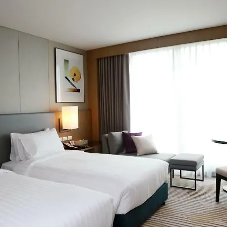 Miracle A Hotel
